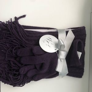 New York & Company Glove and Scarf Set